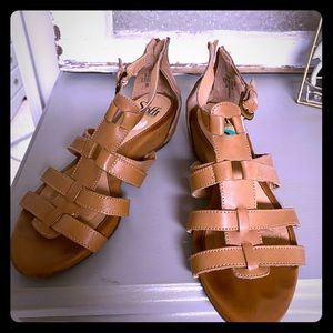 Leather gladiator sandals.